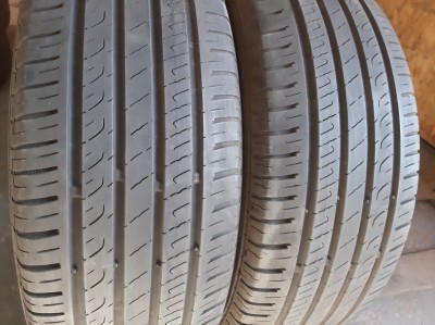 Barum Bravuris 5  ../ 215/60R 16