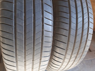 Bridgestone Turanza T005.//.. 235/65R 17
