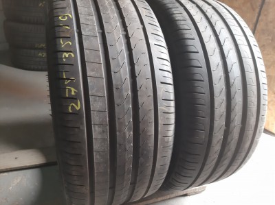 Шини на авто в хорошому стані Pirelli Cinturato P7 шириною 275 висотою 35 радіусом R 19 низькі ціни