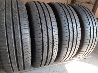 Шини на авто в хорошому стані Michelin Energy Saver   шириною 205 висотою 60 радіусом R 16 низькі ціни