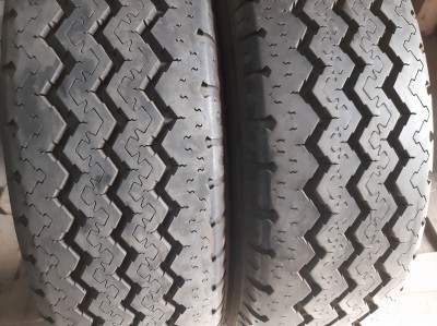 Шини на авто в хорошому стані Michelin XC Camping   шириною 215 висотою 75 радіусом R 16C низькі ціни