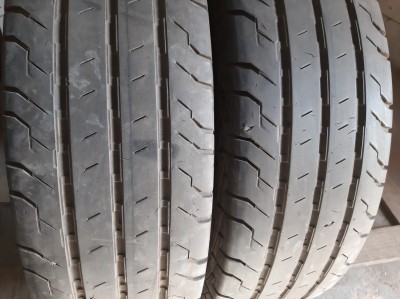 Шини на авто в хорошому стані Continental ContiVancoContact 100 шириною 205 висотою 75 радіусом R 16C низькі ціни