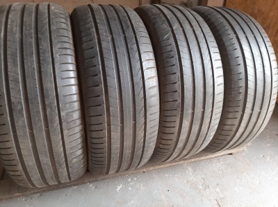 Шини на авто в хорошому стані Pirelli Scorpion шириною 255 висотою 45 радіусом R 19 низькі ціни
