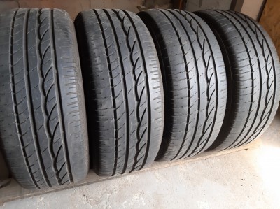 Шини на авто в хорошому стані Bridgestone Turanza ER300 шириною 215 висотою 55 радіусом R 16 низькі ціни