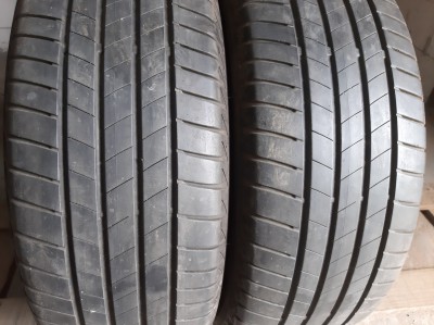 Шини на авто в хорошому стані Bridgestone Turanza T005 шириною 215 висотою 60 радіусом R 16 низькі ціни