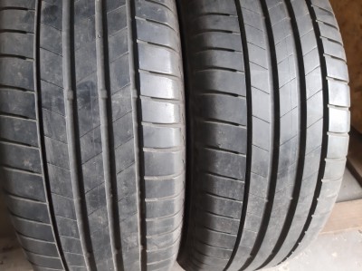 Шини на авто в хорошому стані Bridgestone Turanza T005  шириною 225 висотою 60 радіусом R 17 низькі ціни