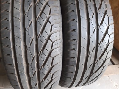 Шини на авто в хорошому стані Uniroyal Rain Expert 3  шириною 225 висотою 60 радіусом R 17 низькі ціни