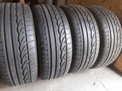 Шини на авто в хорошому стані Dunlop SP Sport 01 шириною 235 висотою 55 радіусом R 17 низькі ціни