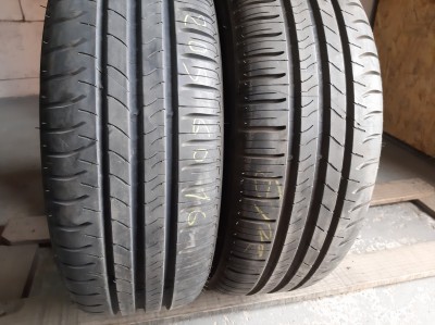 Шини на авто в хорошому стані Michelin Energy Saver шириною 205 висотою 60 радіусом R 16 низькі ціни