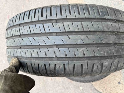 Шини на авто в хорошому стані Barum Bravuris 3 шириною 215 висотою 55 радіусом R 16 низькі ціни