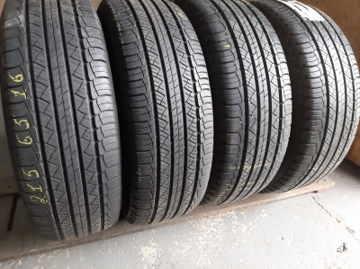 Шини на авто в хорошому стані Michelin Latitude Tour HP   шириною 215 висотою 65 радіусом R 16 низькі ціни