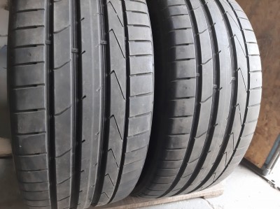 Шини на авто в хорошому стані Hankook Ventus S1 evo 2.   шириною 235 висотою 40 радіусом R 19 низькі ціни