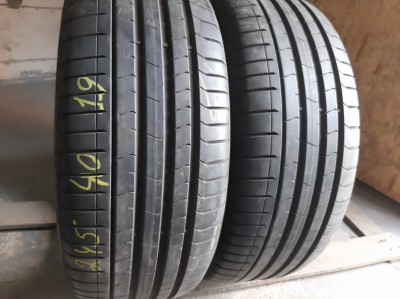 Шини на авто в хорошому стані Pirelli Pzero шириною 245 висотою 40 радіусом R 19 низькі ціни