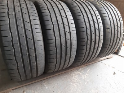 Шини на авто в хорошому стані Hankook Ventus S 1 EVO 3  . шириною 245 висотою 40 радіусом R 19 низькі ціни