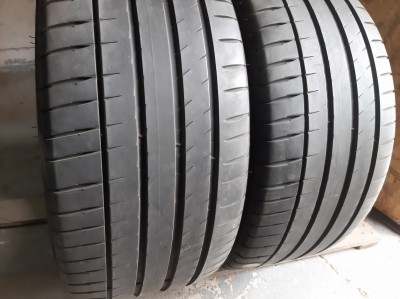 Шини на авто в хорошому стані Michelin Pilot Sport 4 / / / / шириною 285 висотою 40 радіусом R 20 низькі ціни
