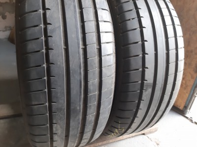 Шини на авто в хорошому стані Dunlop Sport Maxx RT  шириною 225 висотою 55 радіусом R 17 низькі ціни