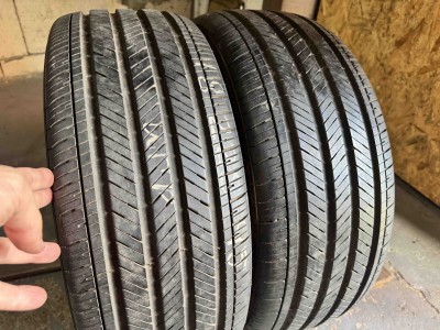 Шини на авто в хорошому стані Michelin Pilot HX MXM4 шириною 225 висотою 45 радіусом R 18 низькі ціни