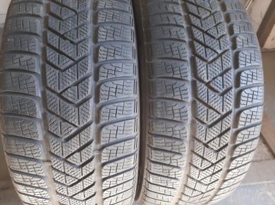 Шини на авто в хорошому стані Pirelli Sottozero 3 шириною 245 висотою 45 радіусом R 19 низькі ціни