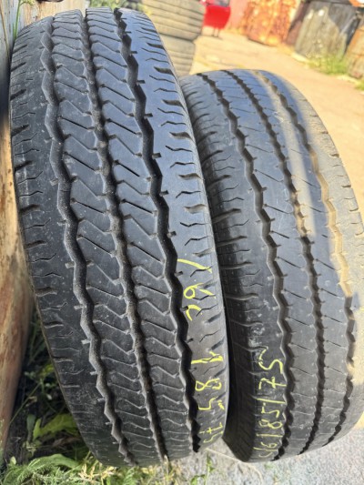Шини на авто в хорошому стані Hankook Radial RA 08    . шириною 185 висотою 75 радіусом R 16C низькі ціни