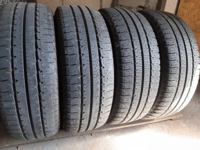 Шини на авто в хорошому стані Michelin Agilis  . . шириною 225 висотою 70 радіусом R 15C низькі ціни