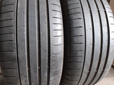 Шини на авто в хорошому стані Pirelli Pzero  шириною 245 висотою 45 радіусом R 18 низькі ціни