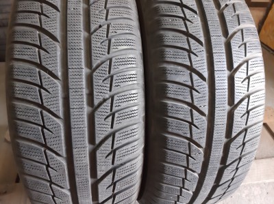 Toyo Snowprox S943  .. 215/65R 16