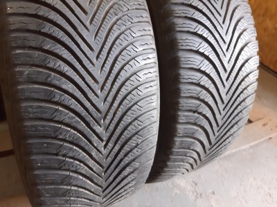 Michelin Alpin 5 .. .. 215/55R 17