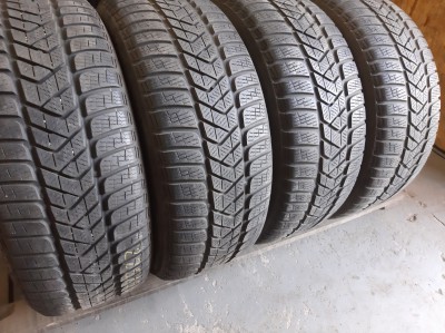 Pirelli Sottozero 3  ./.. 225/50R 17