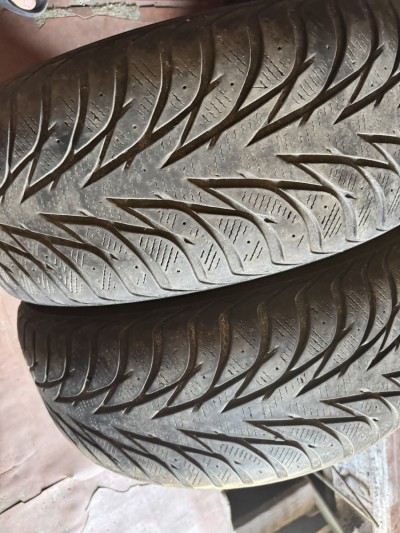 Yokohama Ice Guard  .. . 235/55R 19