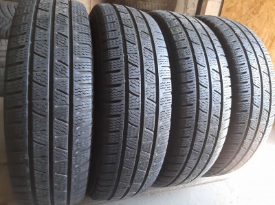 Pirelli Carier Winter  ..  .. 205/75R 16C