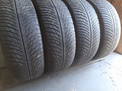 Michelin Pilot Alpin 5 SUV ..  ../ 235/55R 18