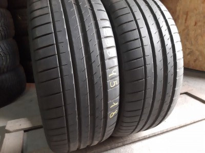 Шини на авто в хорошому стані Michelin Pilot Sport 4   шириною 235 висотою 45 радіусом R 18 низькі ціни