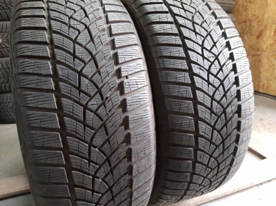 GoodYear Ultra Grip ../.  . 235/50R 18