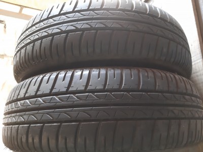 Шини на авто в хорошому стані Bridgestone B 250    . шириною 155 висотою 60 радіусом R 15 низькі ціни