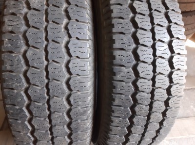 Шини на авто в хорошому стані Maxxis Vanpro AS   . шириною 195 висотою 70 радіусом R 15C низькі ціни