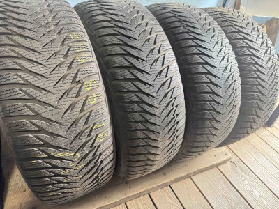 Good Year Ultra Grip 8   ./.... 205/55R 16