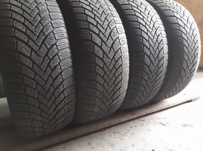 Шини на авто в хорошому стані Continental ContiWinterContact TS850   шириною 215 висотою 55 радіусом R 16 низькі ціни