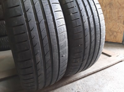 Atlas Polar Bear UHP   .. 225/55R 17