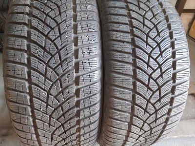 GoodYear UltraGrip Perfomance +  ..  . 235/45R 18