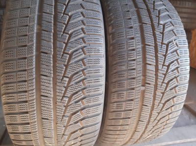 Шини на авто в хорошому стані Hankook Winter I Cept Evo 2 .    шириною 245 висотою 40 радіусом R 19 низькі ціни