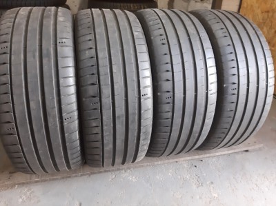 Michelin Pilot Sport 5  ../ 245/45R 18