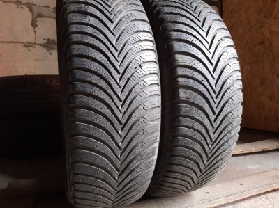 Шини на авто в хорошому стані Michelin Alpin 5   … . шириною 195 висотою 65 радіусом R 15 низькі ціни