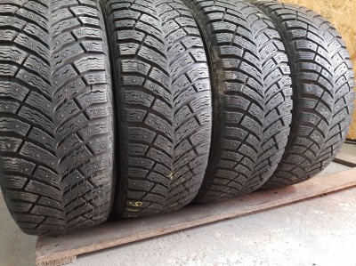 Michelin X-Ice North 4   .. . 205/55R 16