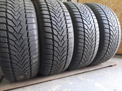 Uniroyal Shark Skin Winter Expert 235/50R 19