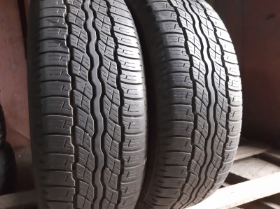 Bridgestone Dueler H/T 687   ..  . 225/65R 17
