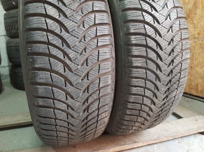 Шини на авто в хорошому стані Michelin Alpine A4   .   . шириною 205 висотою 55 радіусом R 16 низькі ціни