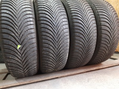 Michelin Alpin 5    …/  . 205/60R 16