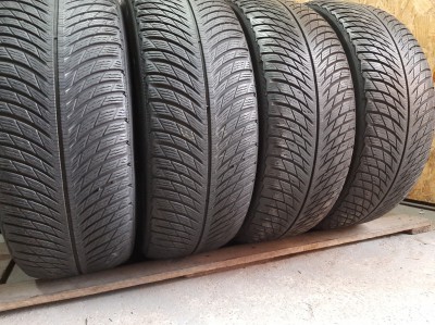 Шини на авто в хорошому стані Michelin Pilot Alpin 5    шириною 235 висотою 55 радіусом R 17 низькі ціни