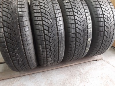 GoodYear Ultra Grip Performance   .  .  /… 225/60R 17