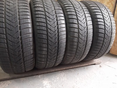 Pirelli Sottozero 3    ///. 235/45R 18